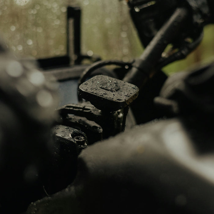 Motorcycle Bar Mount | Charging | Locking Qi2